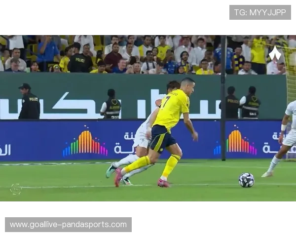 足球历史上最震撼的一脚究竟属于谁谁的惊世之作令全场沸腾